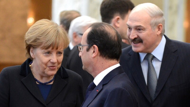 Чик буендагы кризис турында Меркель Лукашенка белән, Макрон – Путин белән фикер алышкан