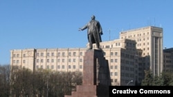 Памятник Ленину в Харькове