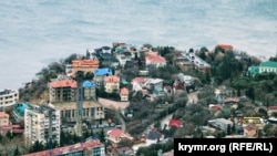 Контрасты южнобережного Крыма: январский Форос (фотогалерея)