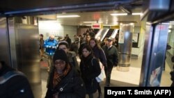 По активираната импровизирана бомба во метрото во Њујорк, 11.12.2017.