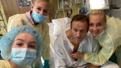 Клиничната картина веднага и изцяло разкрива истината Алексей Навални е