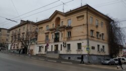 Дом №10 по улице Адмирала Октябрьского