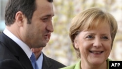 Angela Merkel și Vlad Filat la întîlnirea lor de la Berlin, în mai 2010