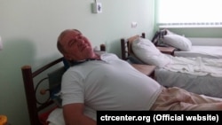 Політв'язень Ільмі Умеров на обстеженні в палаті психіатричної лікарні в Сімферополі, серпень 2016 року