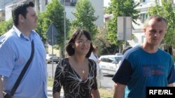 Vanja Ćalović na ulasku u sud, 2. juli 2010. Foto: Savo Prelević