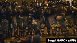 Snage bezbednosti na antivladinim demonstracijama u Minsku, avgust 2020. 