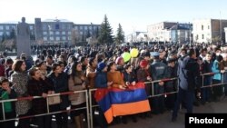 Armenia - Residents of Martuni, a town in Gegharkunik province, attend a rally held by Prime Minister Nikol Pashinian, November 19, 2018.