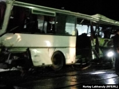 Үлкен тесігі бар трусиктер бейне Орысша аудармасы бар волосатые порно фильмдер