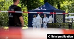 Полиция на месте убийства Зелимхана Хангошвили
