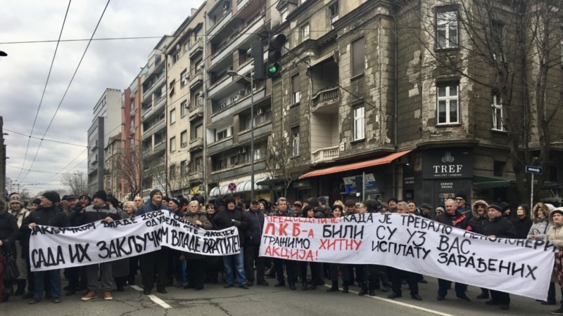 Protest bivših radnika PKB-a ispred zgrade RTS-a