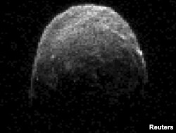Fotografija asteroida iz 2011., ilustracija