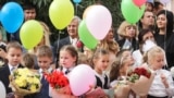 1 верасьня ў беларускамоўнай 23-ай гімназіі Менску, ілюстрацыйнае фота