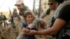 ارتش عراق می‌گوید به فرودگاه موصل نزدیک شده‌است