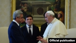Vatican - Pope Francis I meets with Armenian President Serzh Sarkisian, 19Sep2014.