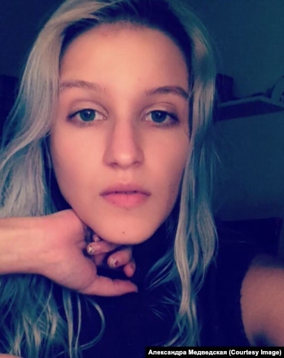 Шашты ерлердің жалаңаш фотосуреттері