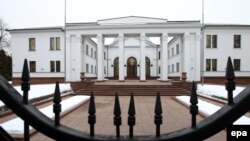 Pamje e Pallatit Presidencial në Minsk ju janë mbajtur negociatat për armëpushim në muajin shkurt