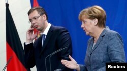 Angela Merkel və Aleksandar Vucic