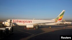 Un avion al companiei Ethiopian Airlines la Addis Ababa - imagine de arhivă