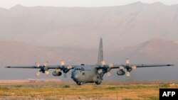 Яке аз ҳавопаймоҳои C-130 Hercules