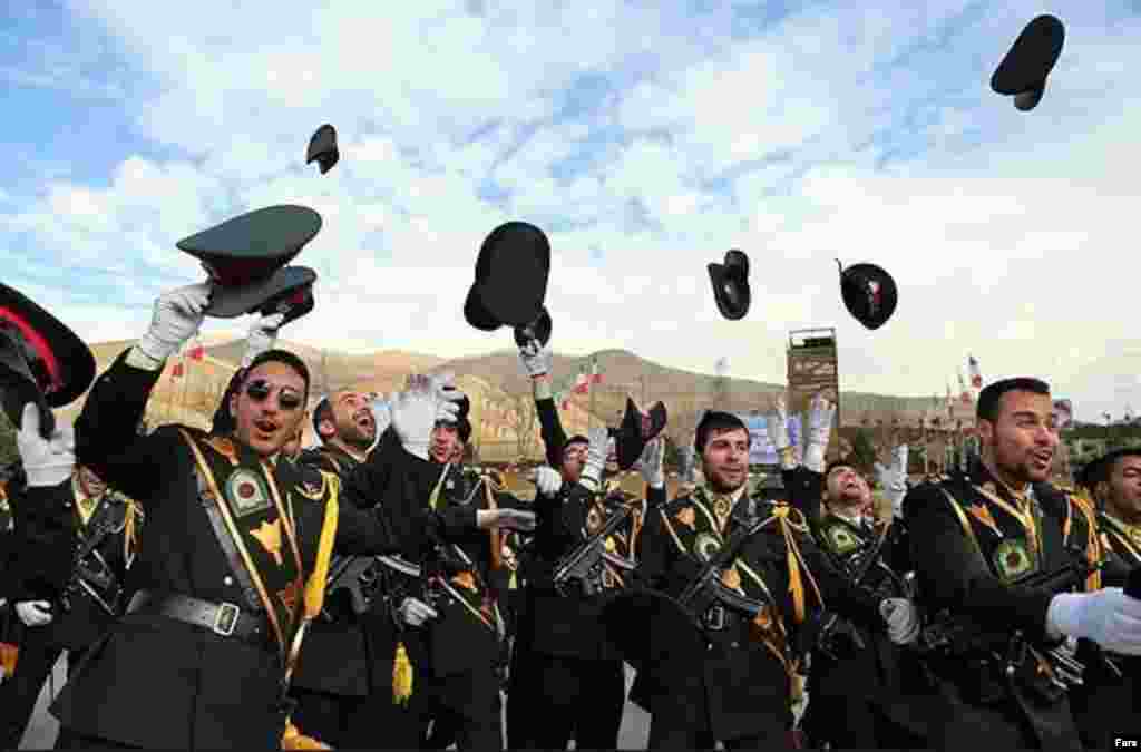 مراسم دانش‌آموختگی دانشجویان دانشگاه علوم انتظامی امین