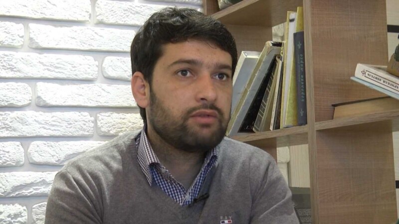 Таджикский журналист Далер Шарифов вторые сутки находится на допросе