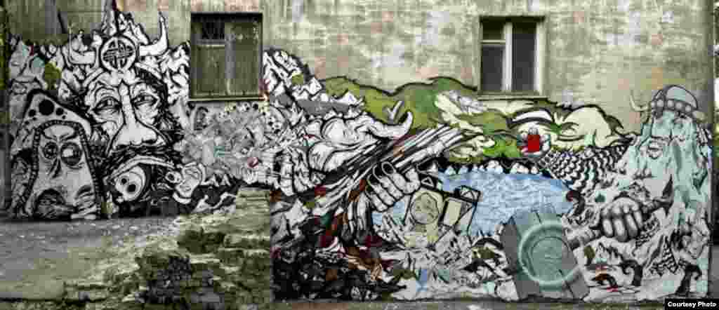 Nomerz collaboration in Nizhny Novgorod for &quot;The Trees,&quot; titled &quot;The World Tree,&quot; with Skar, Chair, Kruchecek, Stop, When, Grey, Shahid (2010)