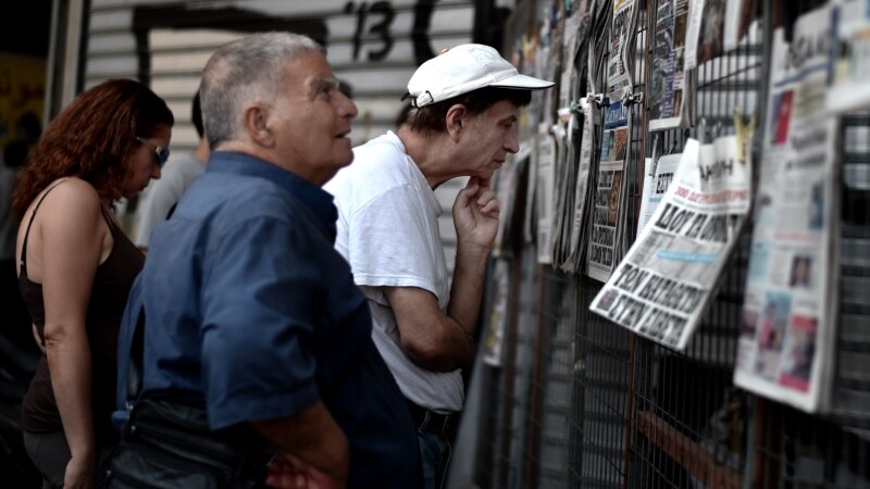 Грчки медиуми: Еден телефонски разговор ги дели Заев и Ципрас од договор