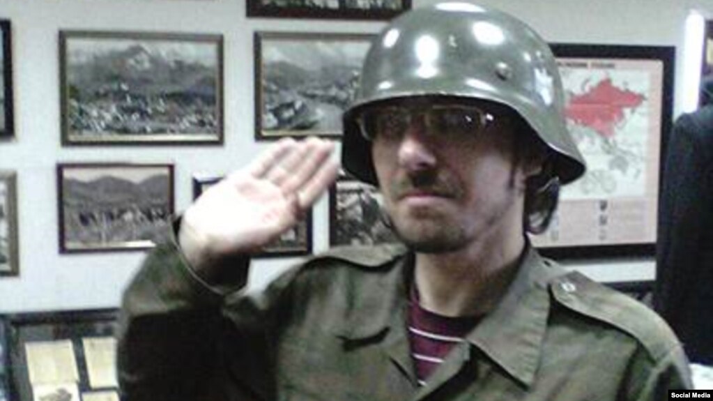 B9096C8E-386E-4D99-A8D6-80750F539BF3_cx0