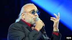 Demis Roussos 