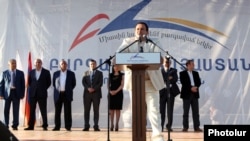 Armenia - Prosperous Armenia Party leader Gagik Tsarukian addresses an election campaign rally in Yerevan, 02May2013.