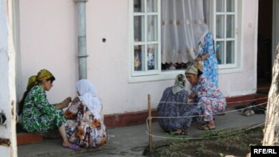 Олар Жанна Фрискені сиқырлайды