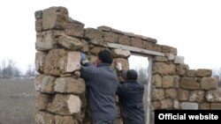 Демонтаж будівель на самозахопленнях у с. Укромне, 28 лютого 2015 року