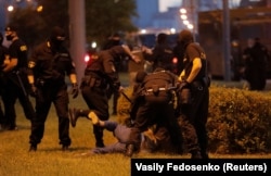 Задержание протестующих в Минске 10 августа