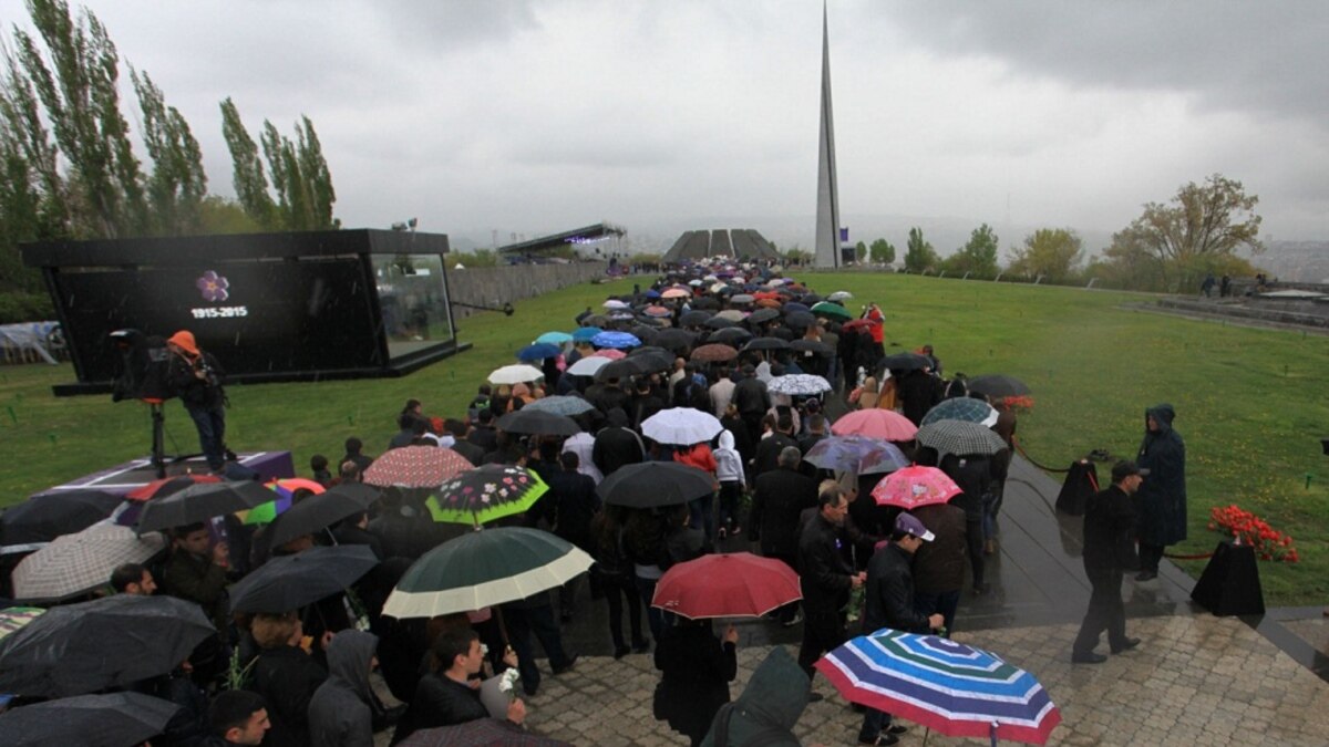 Dear Brazilians, today Armenians all around the World, including Brazil,  Commemorate the 1.5 million Lives lost during the Armenian Genocide from  1915 to 1923. Thank you for Giving Armenian Refugees a new