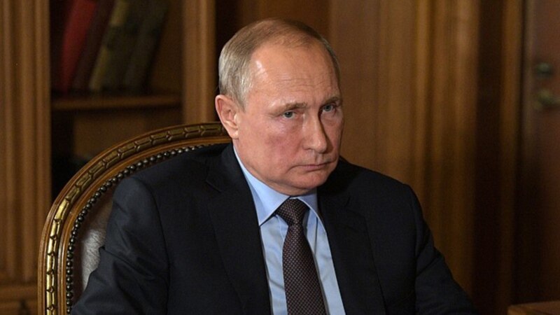 Путин во Франции впервые прокомментировал протесты в Москве