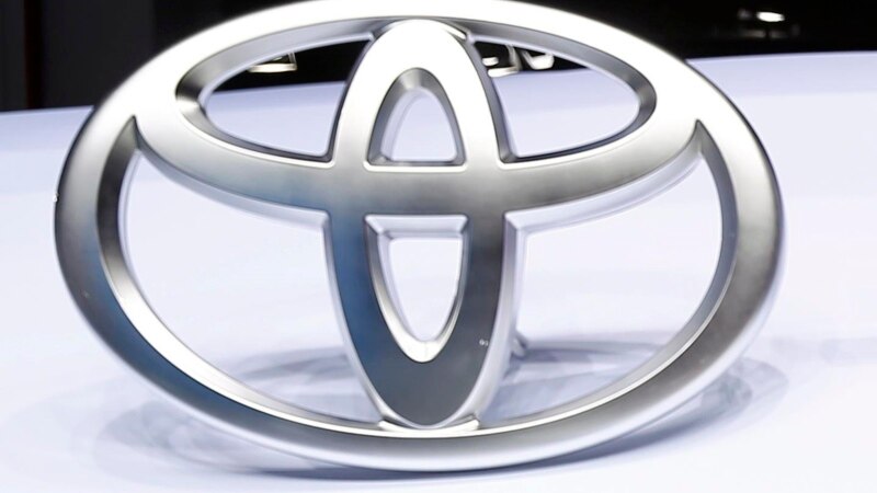 Toyota мүчүлүштүктөн улам гибрид автоунааларын артка кайтарууда