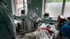 «Дуже загрозлива ситуація»: на Буковині хворих на COVID-19 із Чернівців везтимуть у райлікарні