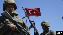 Թուրքական բանակի զինծառայողներ, արխիվ