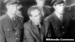 Rudolf Slansky în timpul procesului care a avut loc la Praga