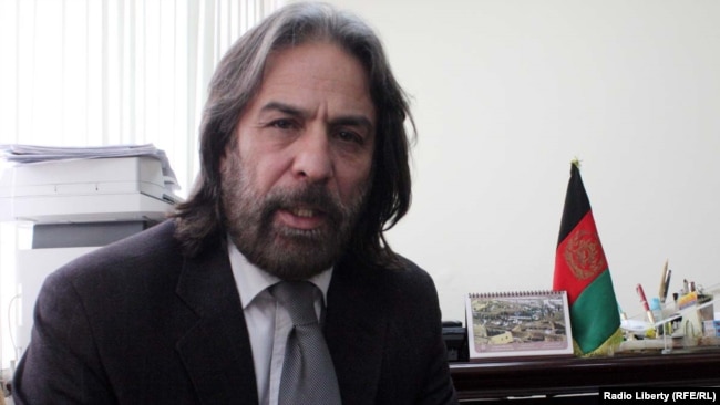 د کابل پوهنتون د حقوقو او سیاسي علومو پخوانی استاد او د حقوقي چارو متخصص پوهاند نصرالله ستانکزی