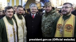 Президент України Петро Порошенко під час зустрічі зі священниками у Хмельницьку, 30 листопада 2018 року