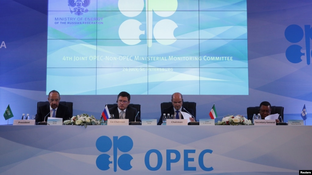 Saudi Arabian Energy Minister Khalid al-Falih, Russian Energy Minister Aleksandr Novak, and Kuwaiti Oil Minister Essam al-Marzouq attend meeting in St. Petersburg on July 24.