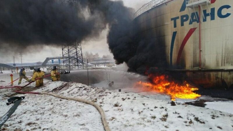 В Татарстане загорелся нефтяной резервуар
