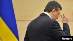 Віктар Януковіч падчас адной з сваіх прэс-канфэрэнцый, якія ён праводзіць у Растове-на-Доне