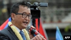 Лидер оппозиции Камбоджи Сам Раинси