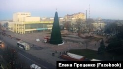 Новогодняя елка в Симферополе, декабрь 2020 года