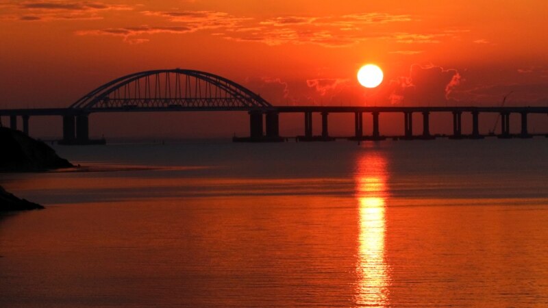 В Керчи обещают к концу года построить пешеходную версию Крымского моста 