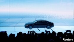 Egy Volkswagen Phideon egy sanghaji bemutatón 2016. október 21-én