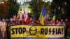 Антивоенный митинг перед посольством России в Польше