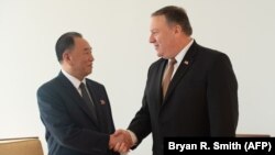 Vicepremierul nord korean Kim Yong-chol la întîlnirea sa cu secretarul de stat american Mike Pompeo la New York, 31 mai 2018